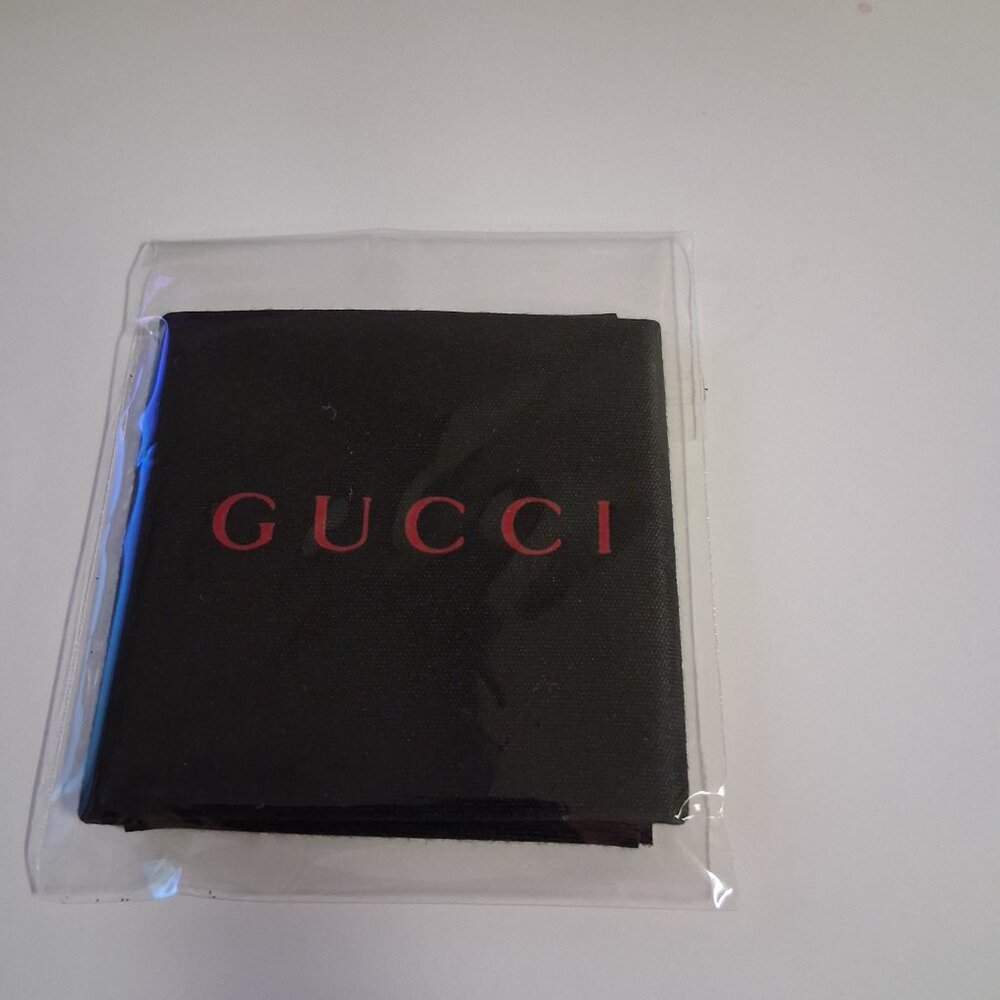 Gucci Foldable Sunglasses Case – Brand New with Cloth - Picture 10 of 11